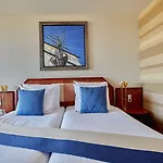 Hotel Carlton