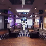 Carlton 4*