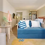 Carlton 4*