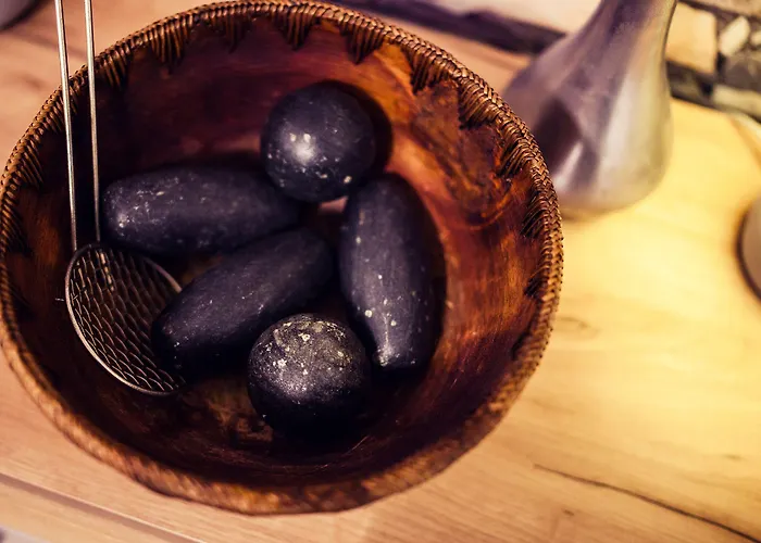 卡尔顿海滩 酒店 4*